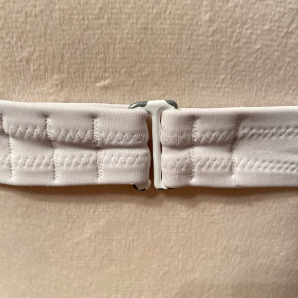 High Neck Halter Neck White Crochet Knit Bikini Top sz 38C - Picture 8 of 8